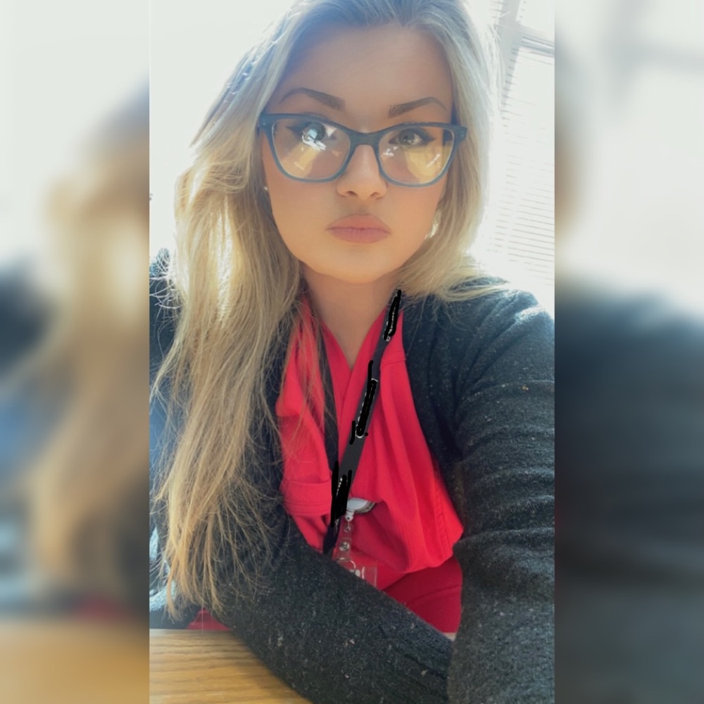 Meet your Posher, Kimberly